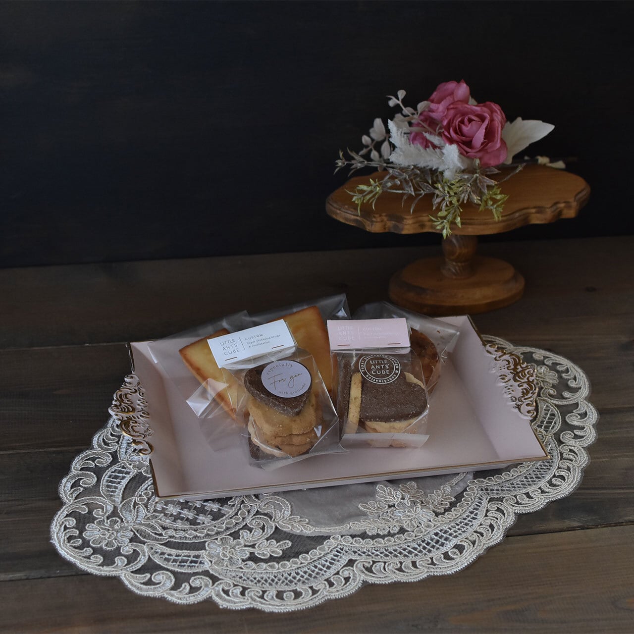 アンティーク イタリアンレース ベージュ テーブルセンター ドイリー 30×45cm