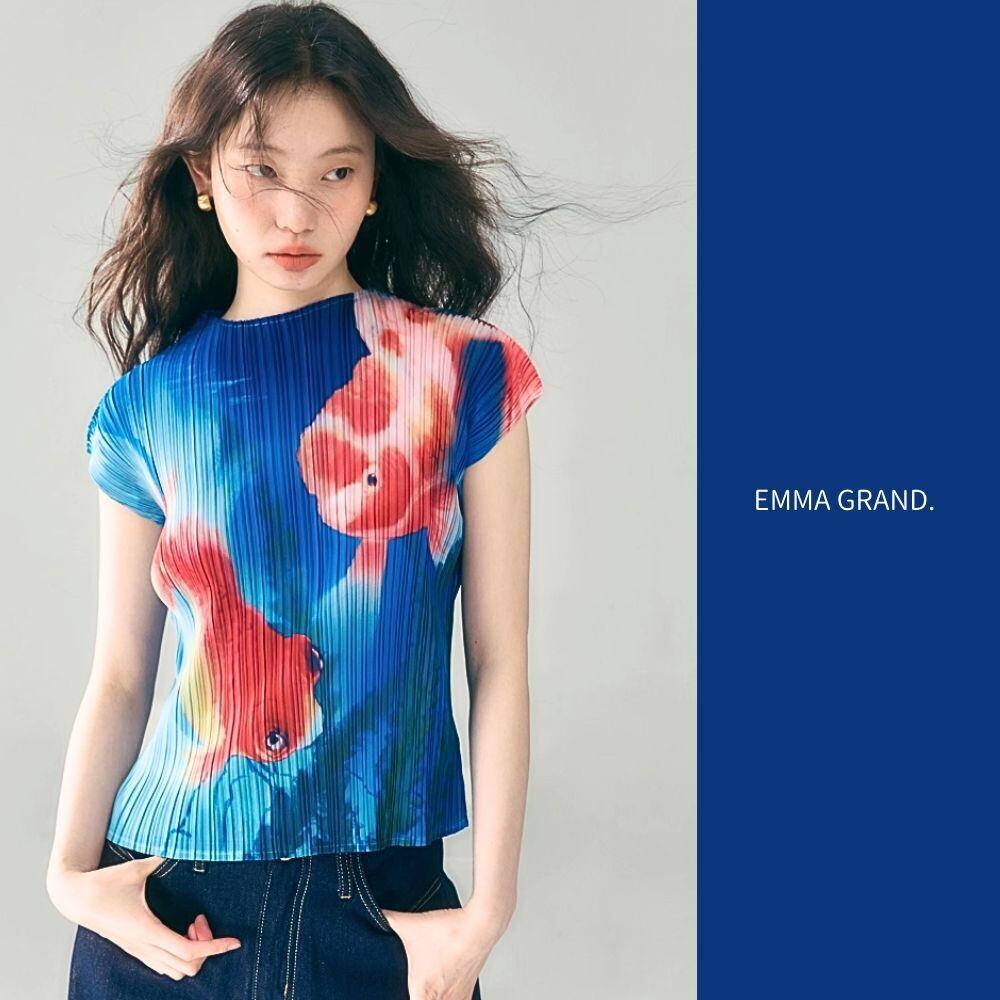 希少✨VIVIENNE TAM カットソー タンクトップ 豪華 総柄 金魚 希少✨VIVIENNE TAM カットソー タンクトップ 豪華 総柄 金魚 希少