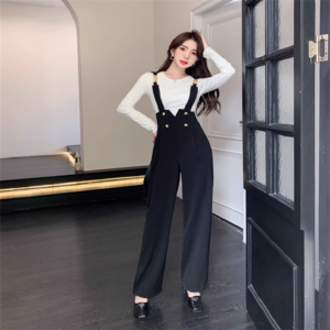 【送料無料】 サロペットパンツ フレア Aライン ガウチョ ボトム ロング マキシ 装飾 かわいい 大人可愛い 大人女子 綺麗 シンプル カジュアル 大人 上品 おしゃれ お洒落 こなれ感 ラフ エレガント コンサバ 着痩せ レディライク 無地 秋 冬 20代 30代 40代 レディース 女性用 デート お出かけ 女子会 お呼ばれ パーティー 休日 お茶会 結婚式 二次会 授業参観 演奏会 着回し 普段使い ファッション コーデ スタイル 体型カバー 定番 デイリーユース オーバーシルエット ブラック