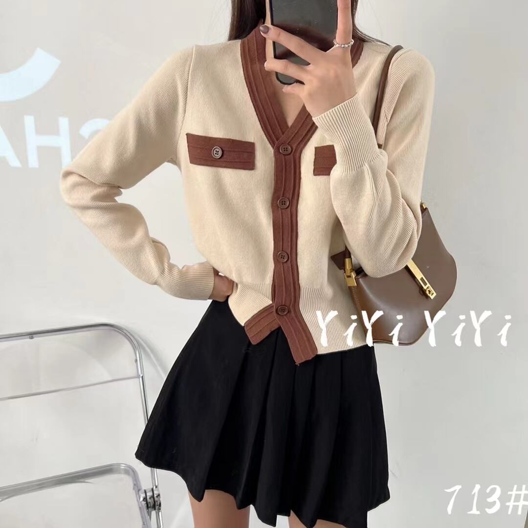 バイカラーニットカーデ　AJ111-713