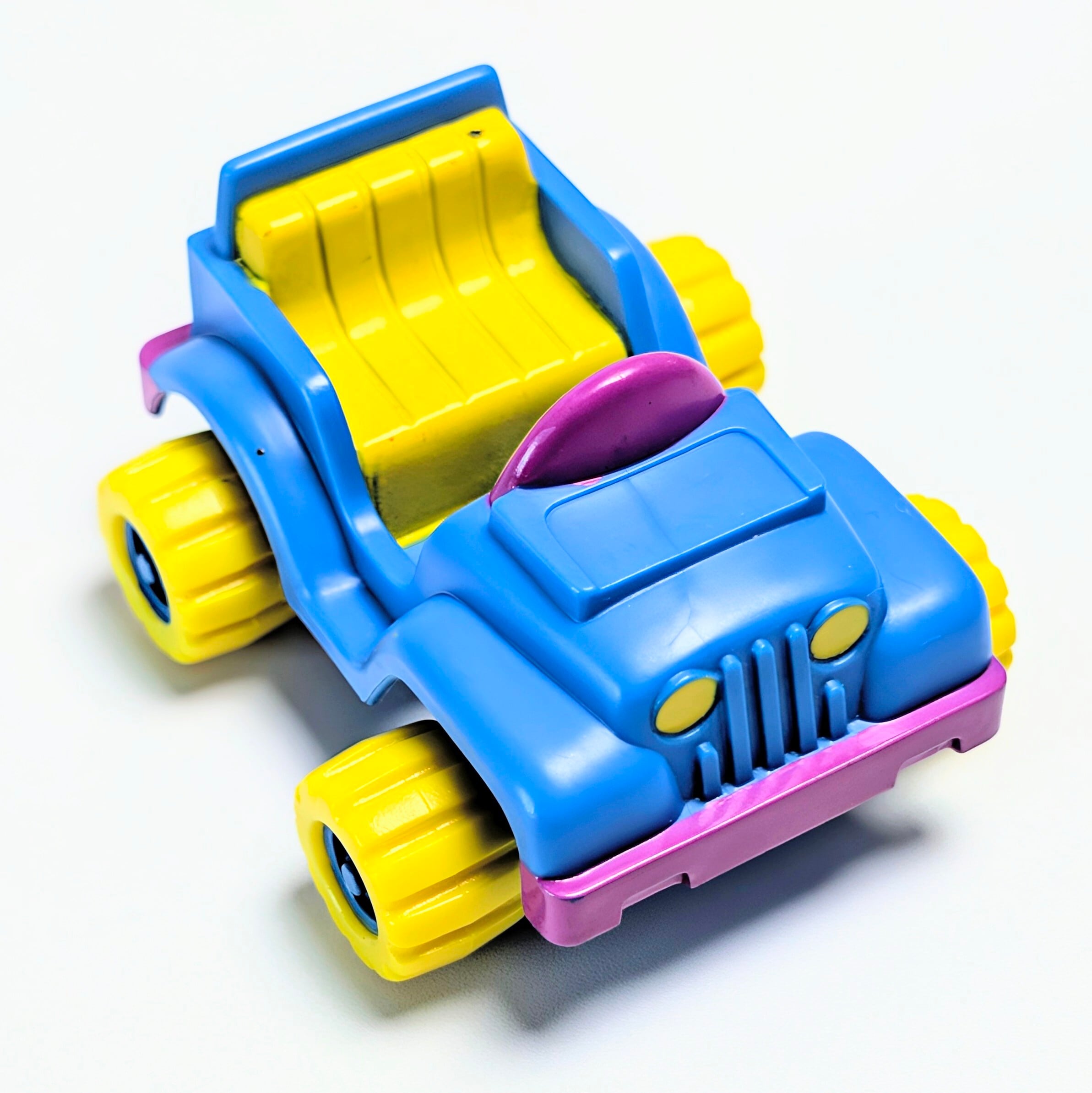 ☆ VINTAGE 1988 ☆【 McDonald's  ( マクドナルド ) 】1988年マクドナルドミールトイ 『 Garfield in 4-wheeler（ガーフィールド イン フォーウィラー）』〜ジープに乗ったあいつ(笑)〜 / ミールトイ / ハッピーミール 〚アメリカン雑貨 アメトイ〛
