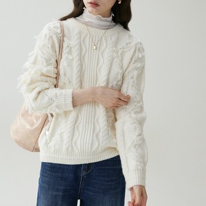 round-neck fringe knit　J00387