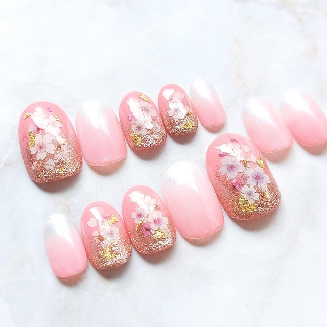 現品販売 黒い着物に優雅に映える息吞む指先 前撮り 桜 和装 ウェディング ネイルチップ専門店aula Nail ーアウラ ネイルー