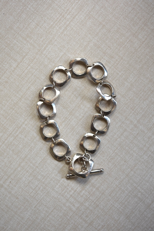 IORI/"Tiffany & Co." bracelet/square cushion