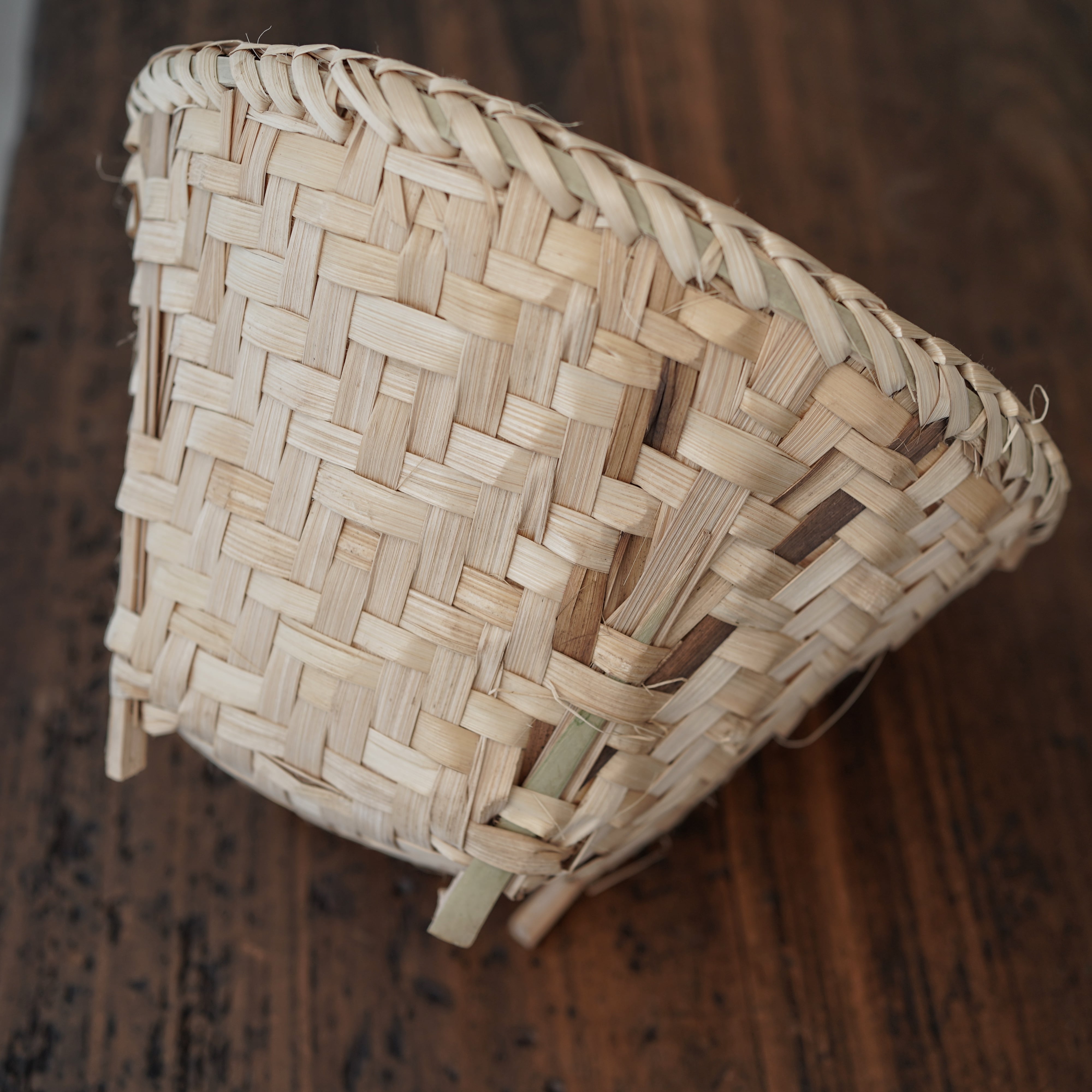 バンブーダロ（dalo） ネパール伝統の手編み竹かご | Sweet Things