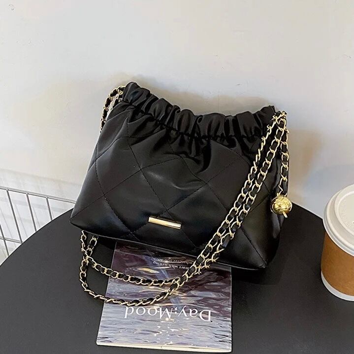 2color / キルティングチェーンバッグ