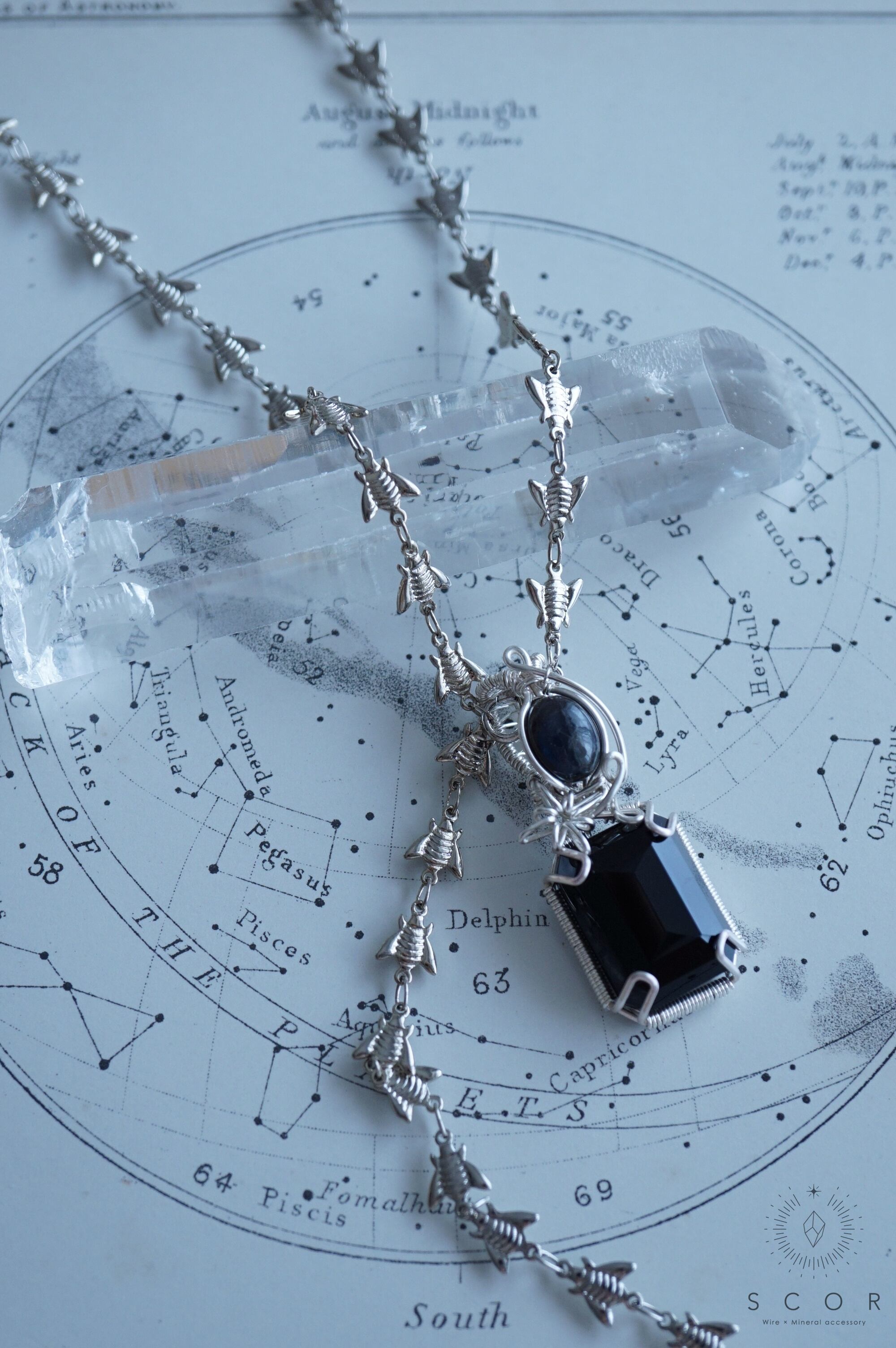 週末限定セール【新品】S&A ペンダントトップ 蜂　シルバー　保証書付　匿名 蜂さんデザインネックレス(dn3)（ゴールド・シルバー） | SCOR