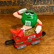 M&M's クリスマス・トレイン・トッパー サーカストレイン 列車 機関車 グリーン ミールトイ エムアンドエムズ MU-292