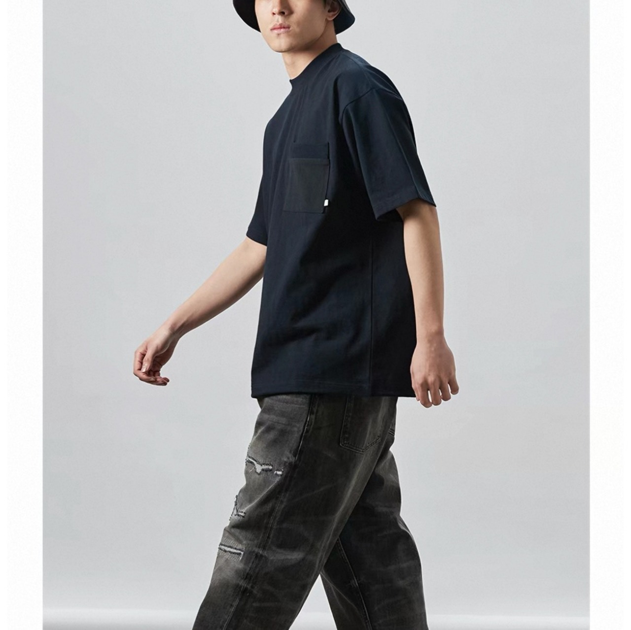 Back logo pocket tee 1382 - 12