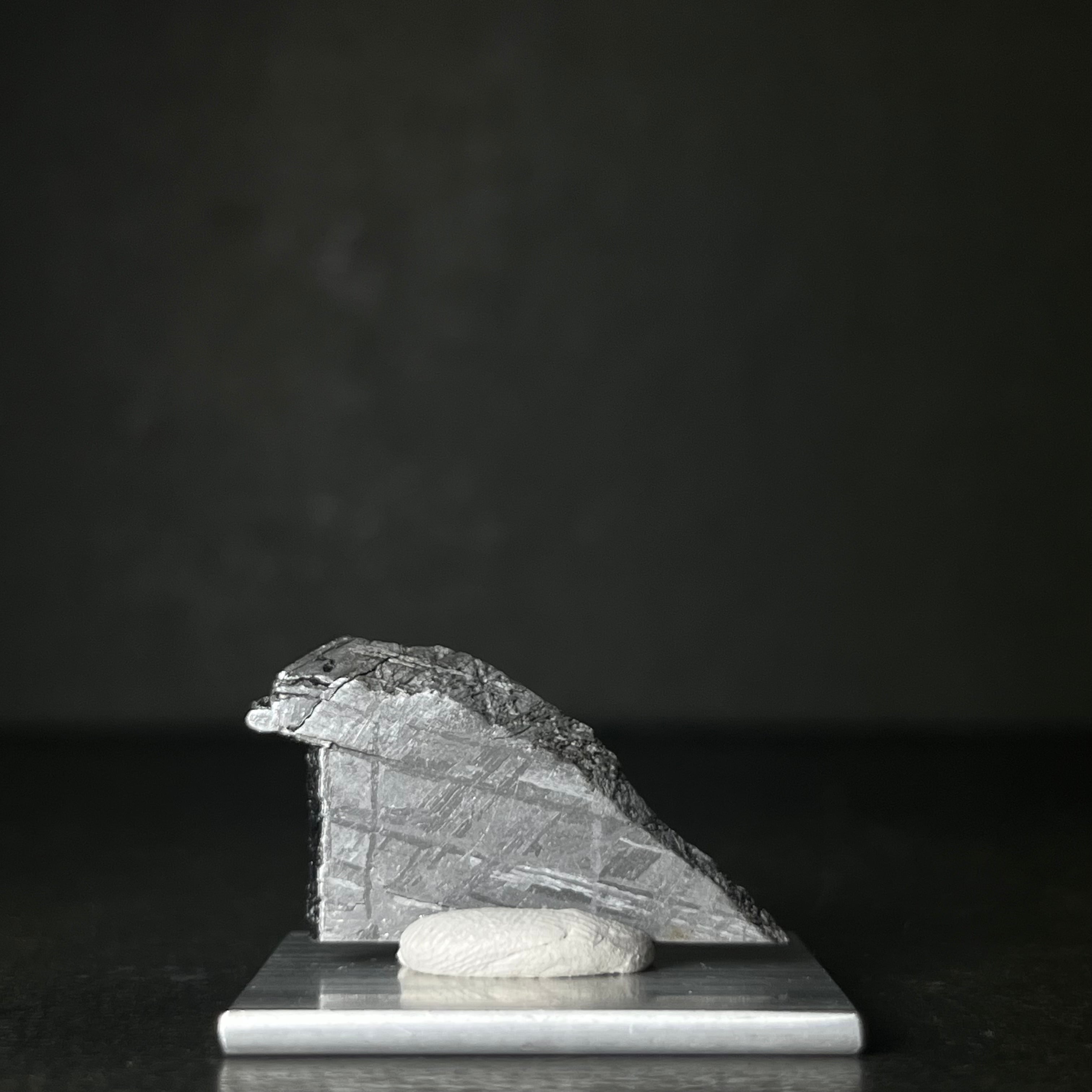 m*k様 ギベオン隕石 Gibeon Meteorite メテオライト 鉄隕石 ギベオン隕石 Gibeon Meteorite 26101703 | 【隕石屋】METEOS（メテオス）