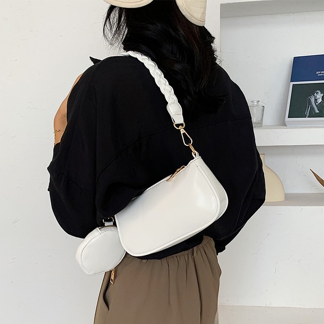 人気のオールマッチスモールバッグレディースバッグ2020新しいトレンディなファッションシンプルなワンショルダー脇の下のバッグネット赤のテクスチャメッセンジャーバッグ Tiancai_Wing_Bag0837265