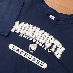 【Russell】カレッジ モンマス大学 MONMOUTH UNIVERSITY プリント Tシャツ アーチロゴ ラクロス L US古着