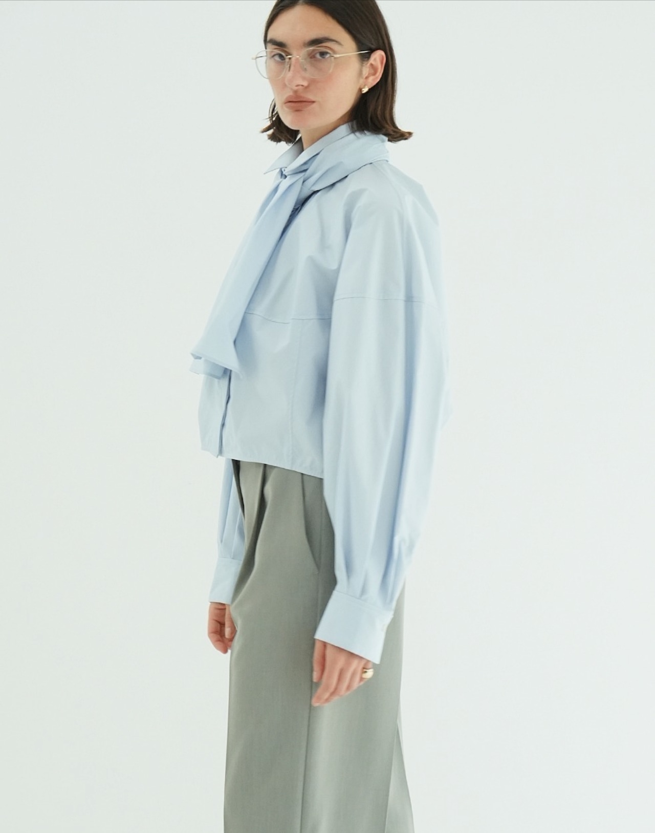 CLANE RIBBON TIED COMPACT SHIRTS