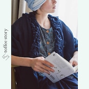 フリルとバルーン袖の群青物語シャツ 《W0189》