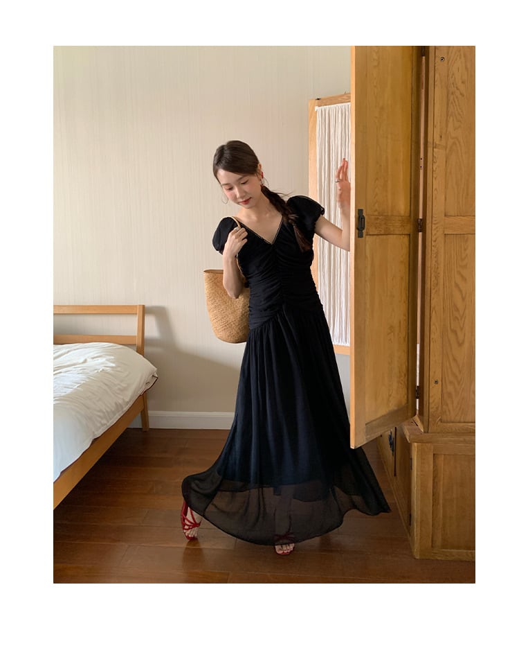 シフォン ワンピース（3色展開） | she is （シーイズ