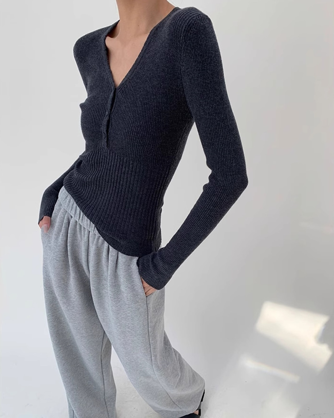 Slim fit rib Knit T20186