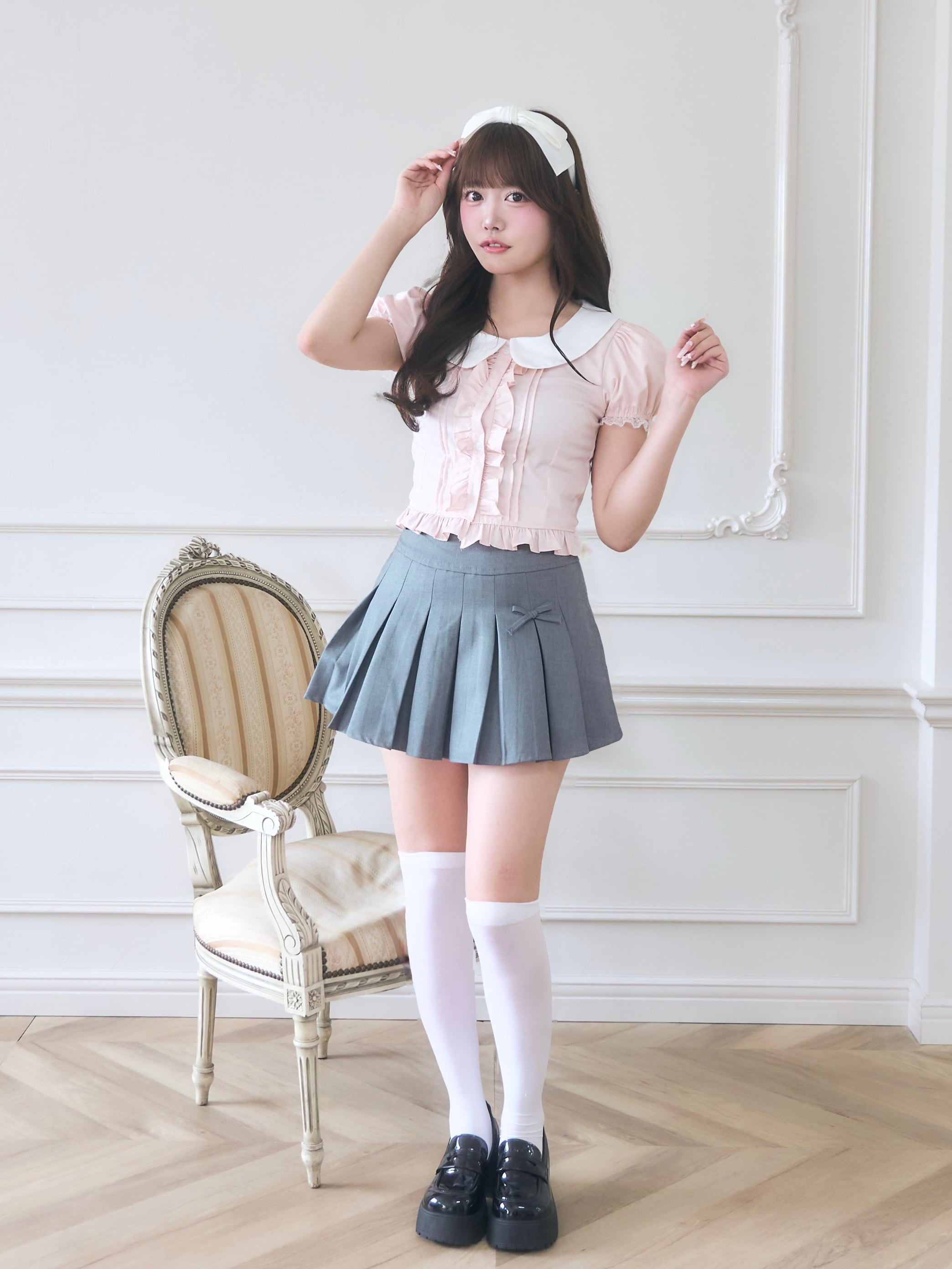 charmant  pretty set up