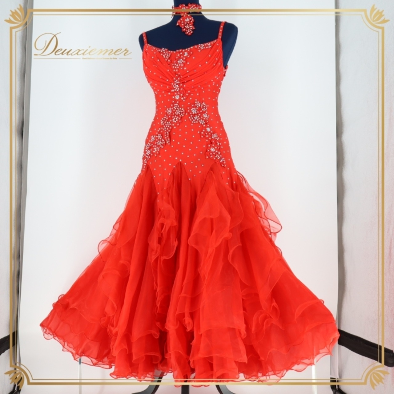 社交ダンス 衣装 スタンダード ドレス ワンピース スタンダードドレス 赤 フリル パーティ 発表会 デモ レース レッド系 フレア スカート ダンスパーティ おしゃれ 発表 会場用 演出用 かわいい ふんわり レディース Mサイズ パーティー衣装 ドレッシー 競技 ダンス衣装