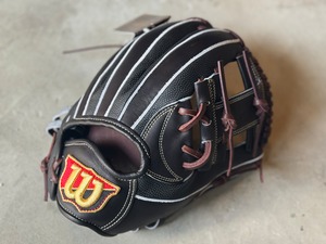 これはもはや軟式用グラブではない【Wilson】軟式用グローブ　1723型 ［Wilson中村氏］直伝型付け　ブラックSS