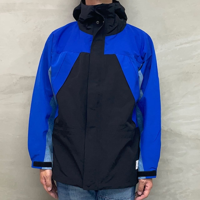 MOUNTAIN PARKA / BLACK×BLUE