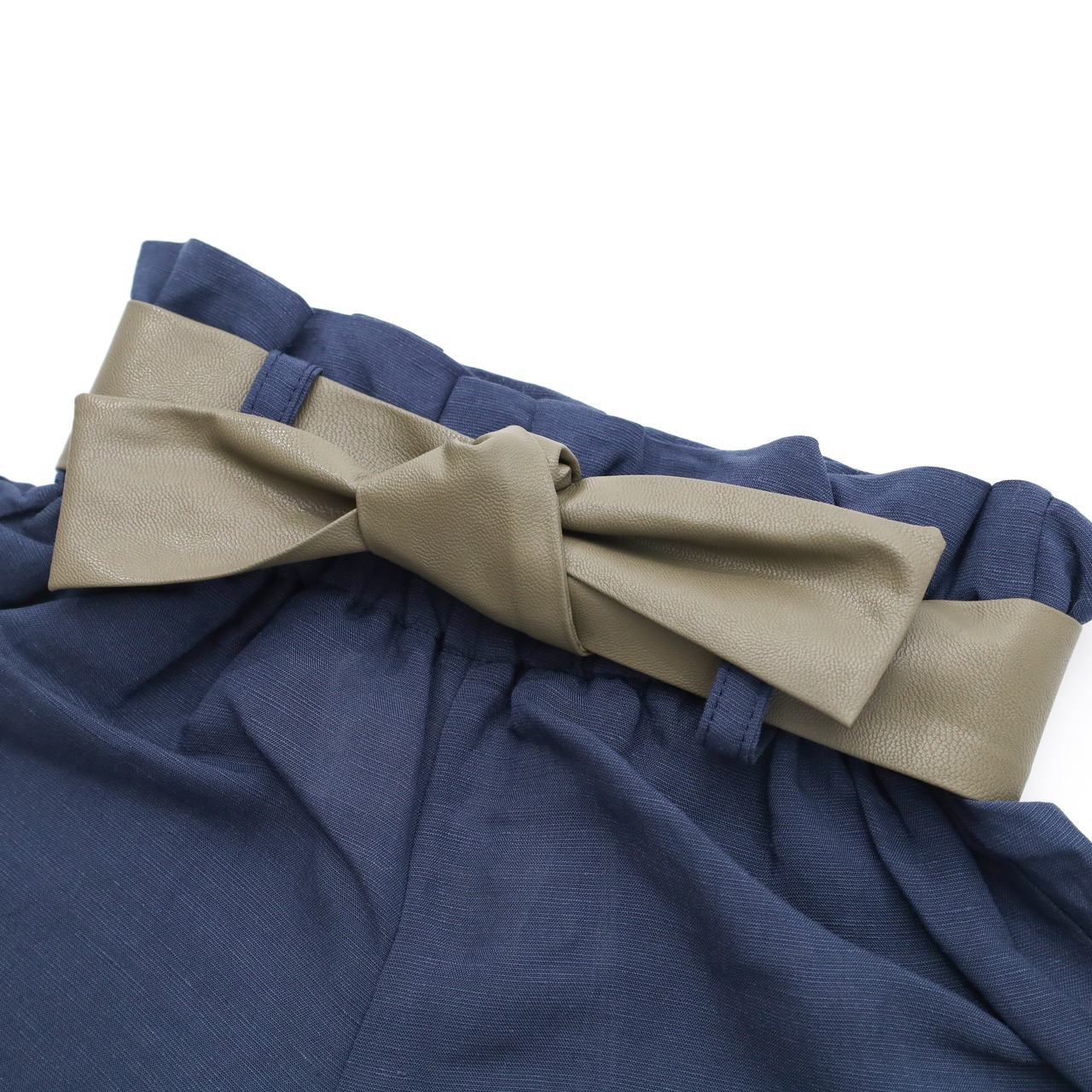 LINEN SHORT PANTS -ribbon belt-