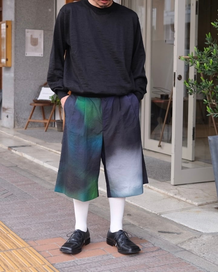 REVERBERATE” TACKED SHORTS NAVY BLACK” | Lapel online store