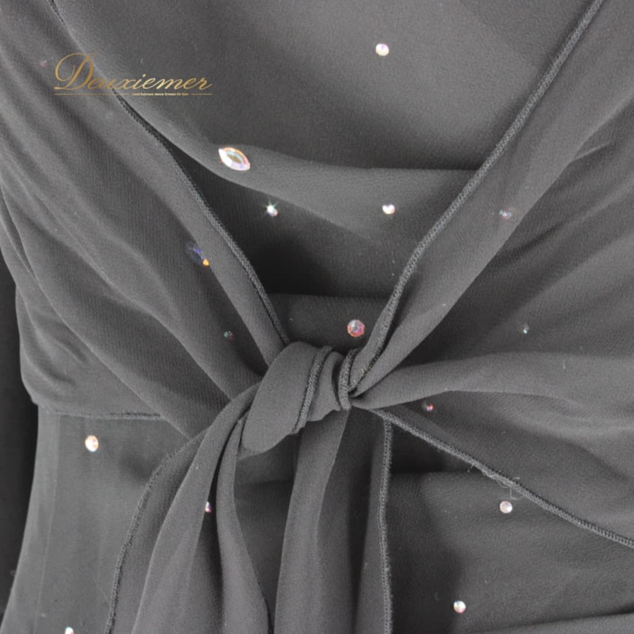 社交ダンス 衣装 スタンダード ドレス ワンピース パーティドレス Sanline ブラック系 ラインストーン フォーマル 演奏会 発表会 ピアノ きらきら 華やか フリル ウエストリボン ねじりデザイン シースルー袖 袖フレア ボレロ付き セットアップ 日本製 サンリーヌ ロング丈 体型カバー 9R ポリエステル フォーマルワンピース