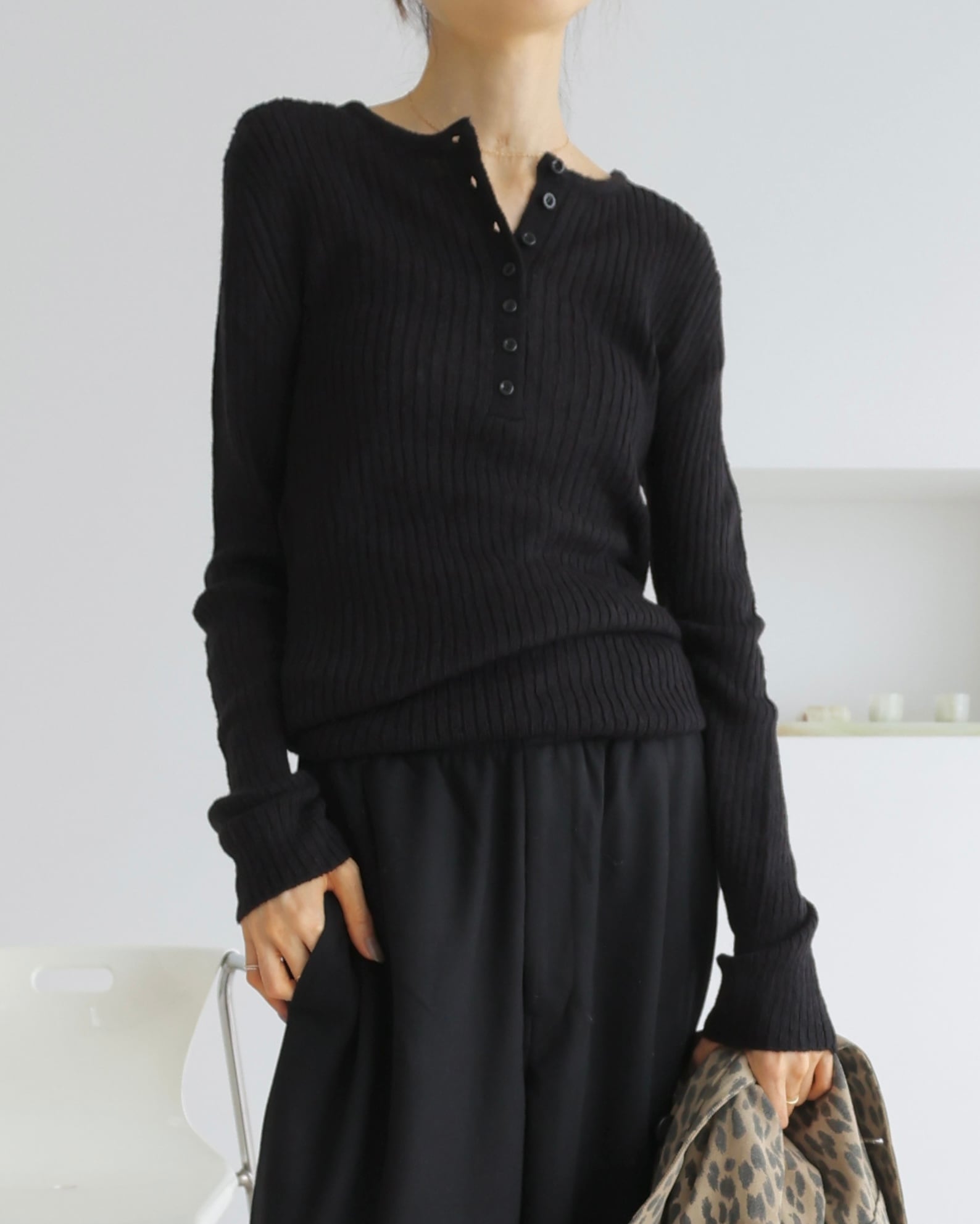 Henley neck rib knit