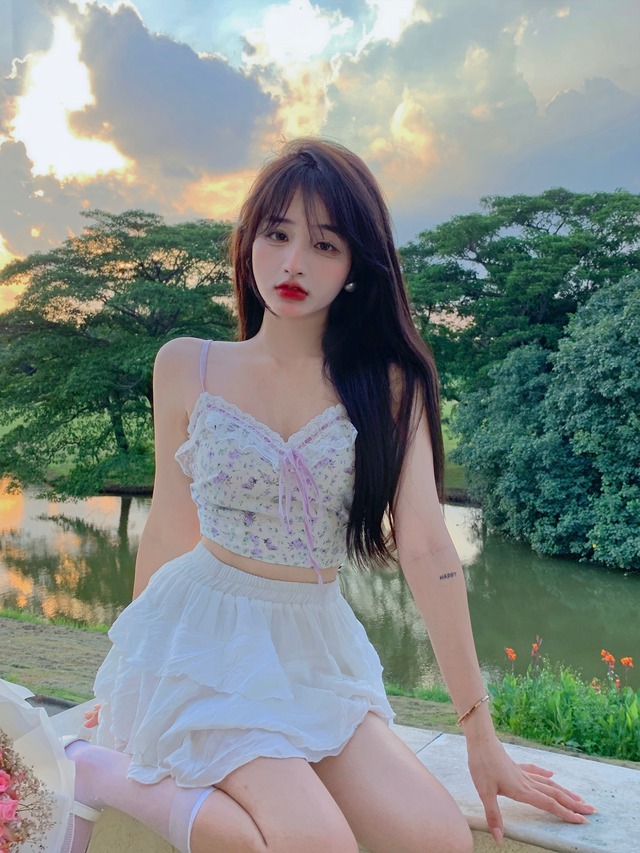 フローラルレースサマー 大人ガーリー スウィート キュート カジュアル 夏物 花柄 ブラックストロベリース44461405774