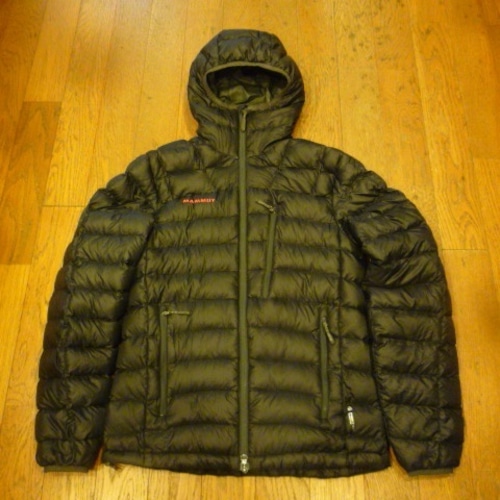 ★送料無料 !! TEMPERATURE MANAGEMENT SYSTEM MAMMUT (マムート)の古着ダウンジャケット (M)  