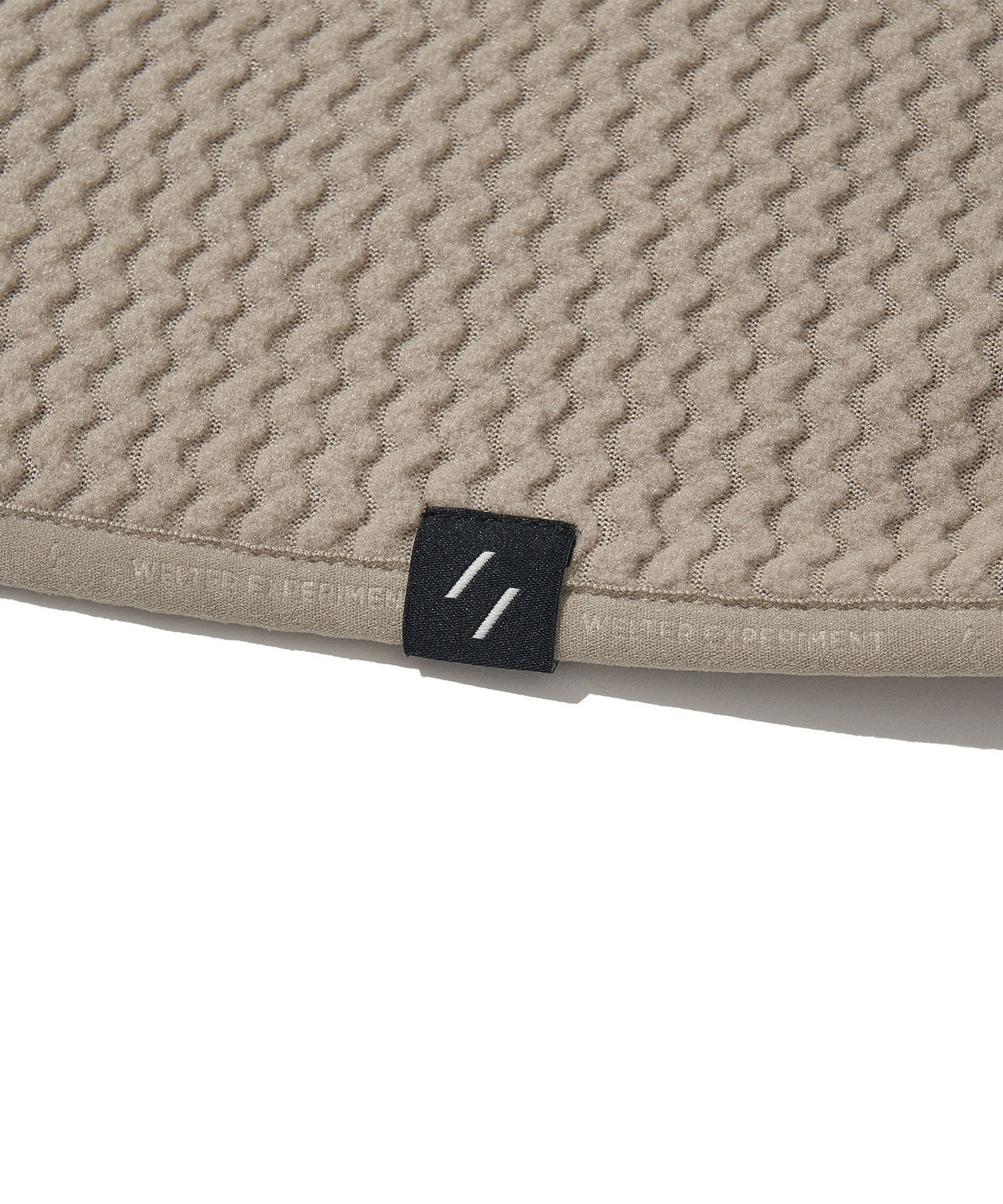CALORA FLEECE HOODED PULLOVER_BEIGE