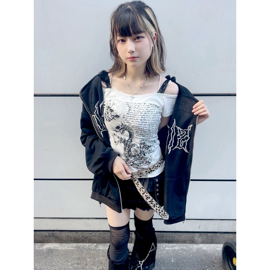 ☆ダル★ビョル☆ 双子コーデ ☆アウトフィット・ジュエ ショルダーレース オフショルピタT | VOLCAN&APHRODITE 公式通販