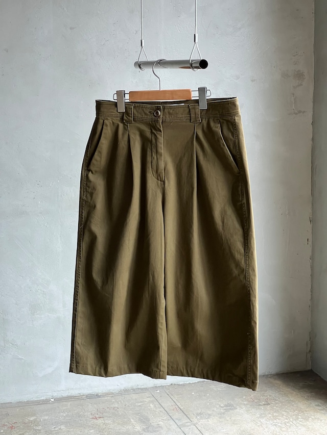 1タックコットンクロップドワイドパンツ 1タックコットンクロップドワイドパンツ