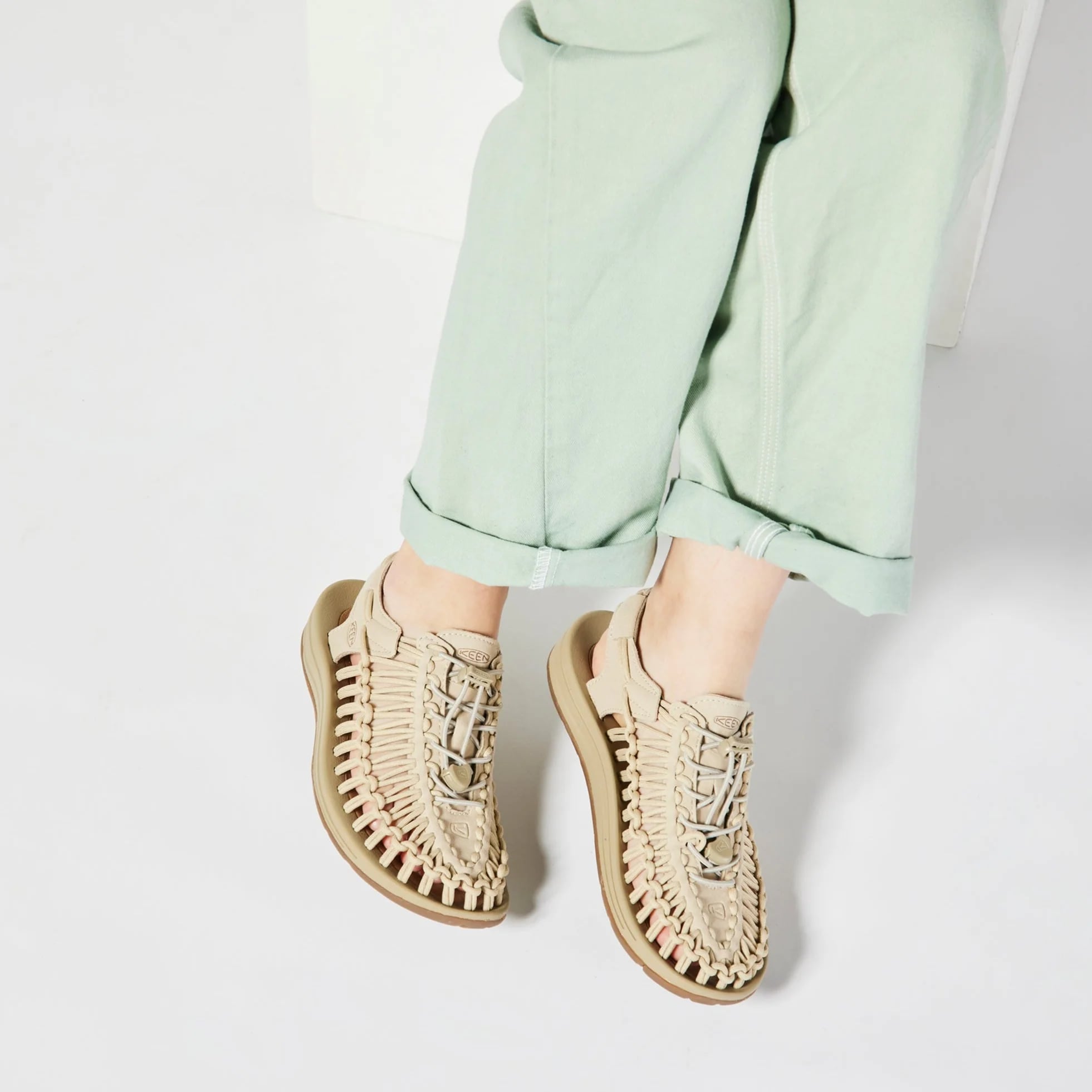 KEEN キーン】UNEEK ユニーク ウィメンズ (Safari/Safari) | CARNOSA DOORS