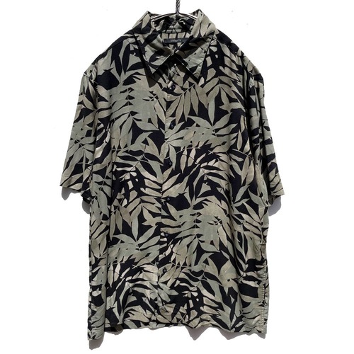 [Claiborne] Vintage Rayon Hawaiian Shirt [1990s-] Vintage Rayon Hawaiian Shirt