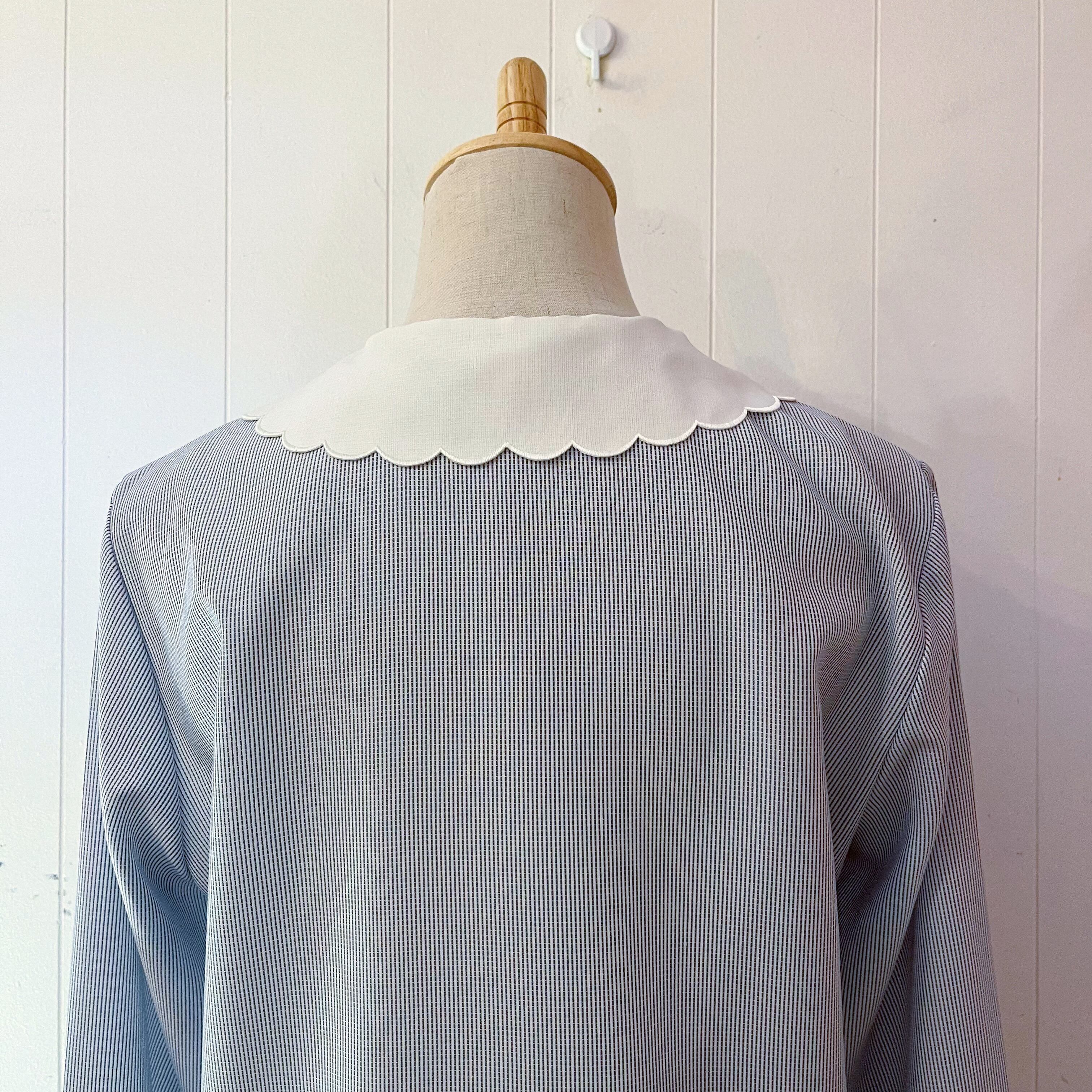 scallop collar pearl button blouse