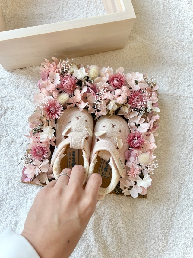 ピンク｜ママの手で仕上げるベビーシューズボックス