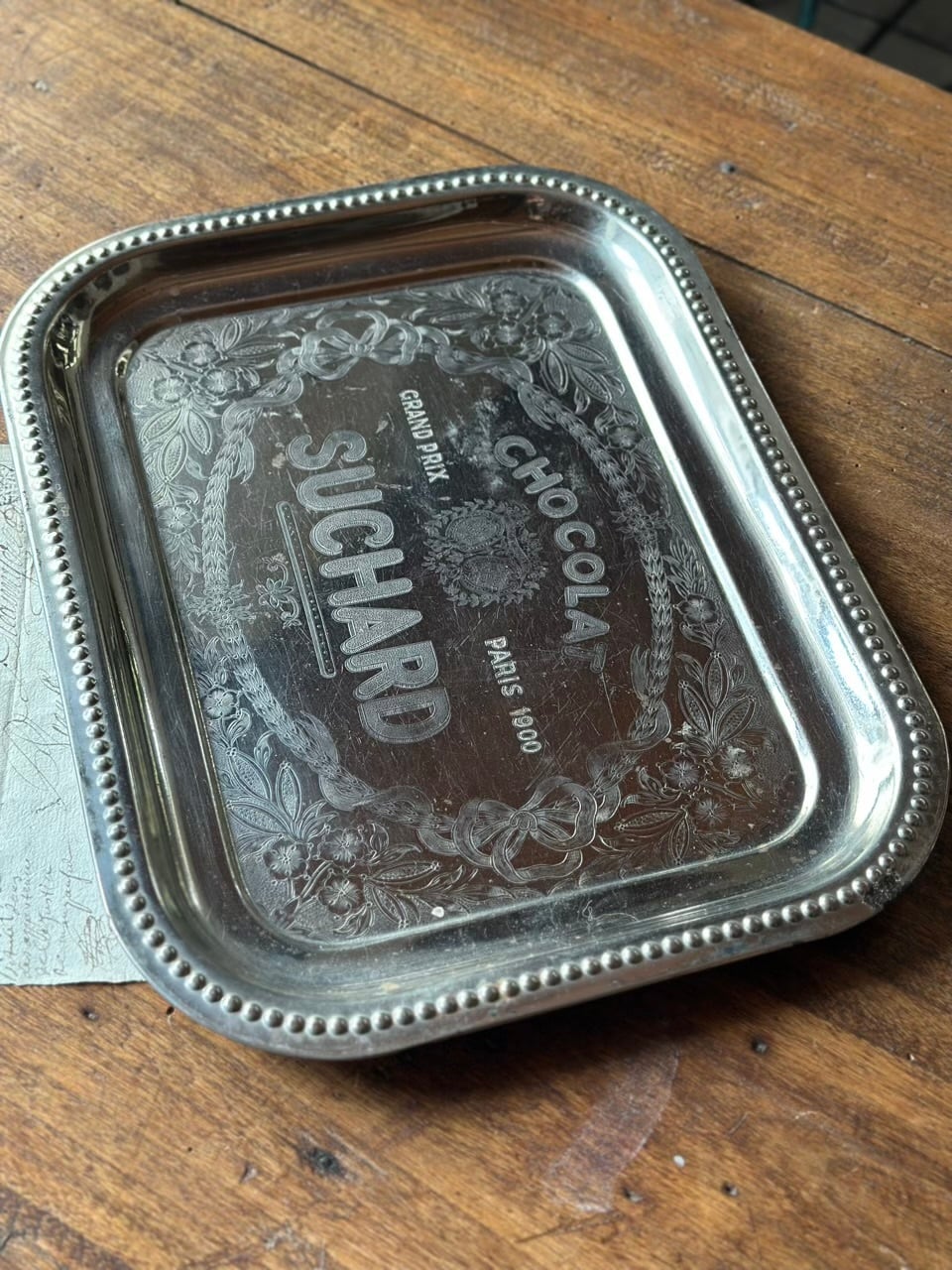 銀色トレイ CHOCOLA SUCHARD ショコラ・シュシャール | Brocante de La