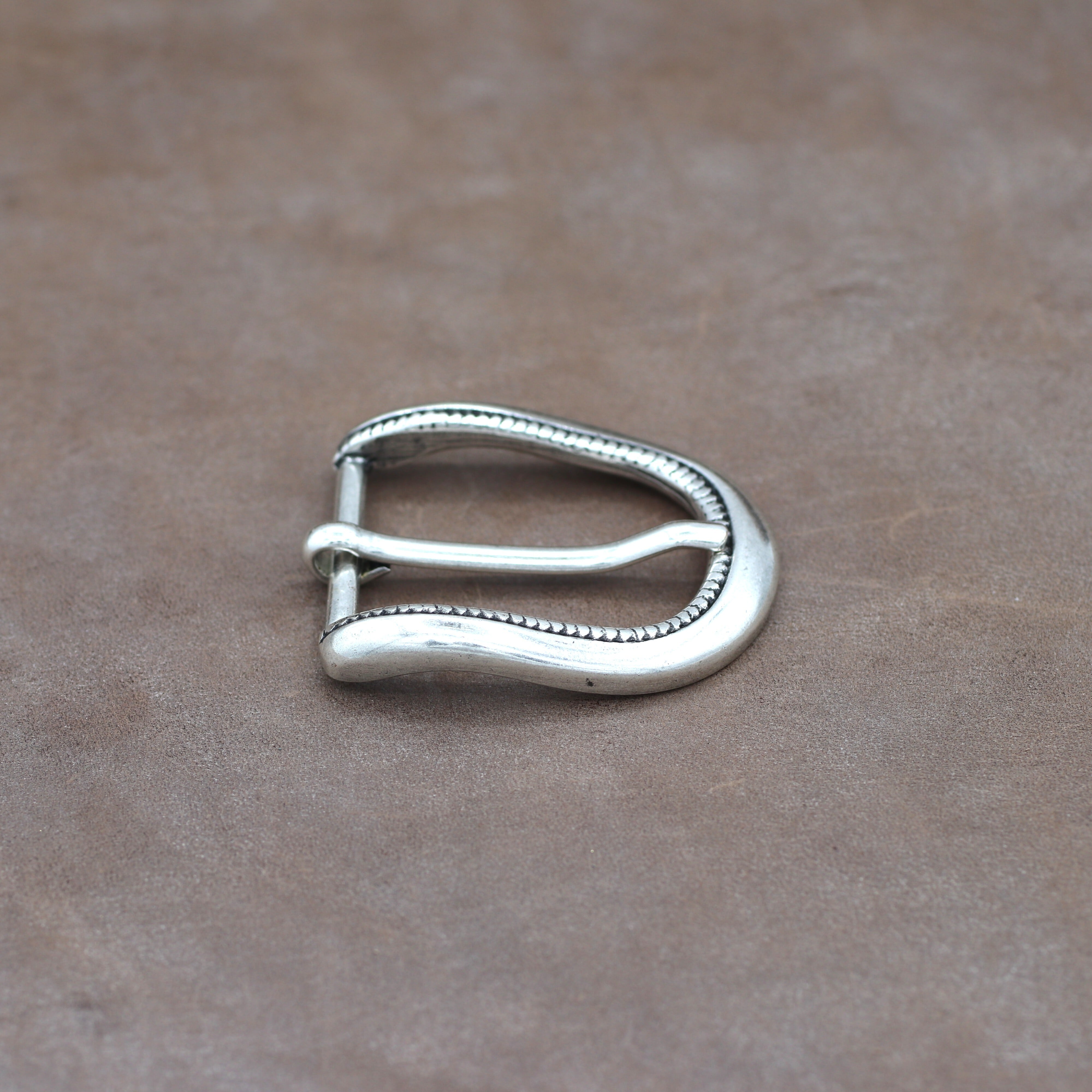 33644D】イタリア製 バックル 30mm幅 カジュアルベルト用 尾錠 装飾