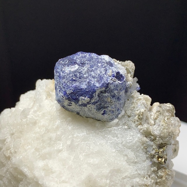 アフガニスタン産✩ラピスラズリ原石クラスター