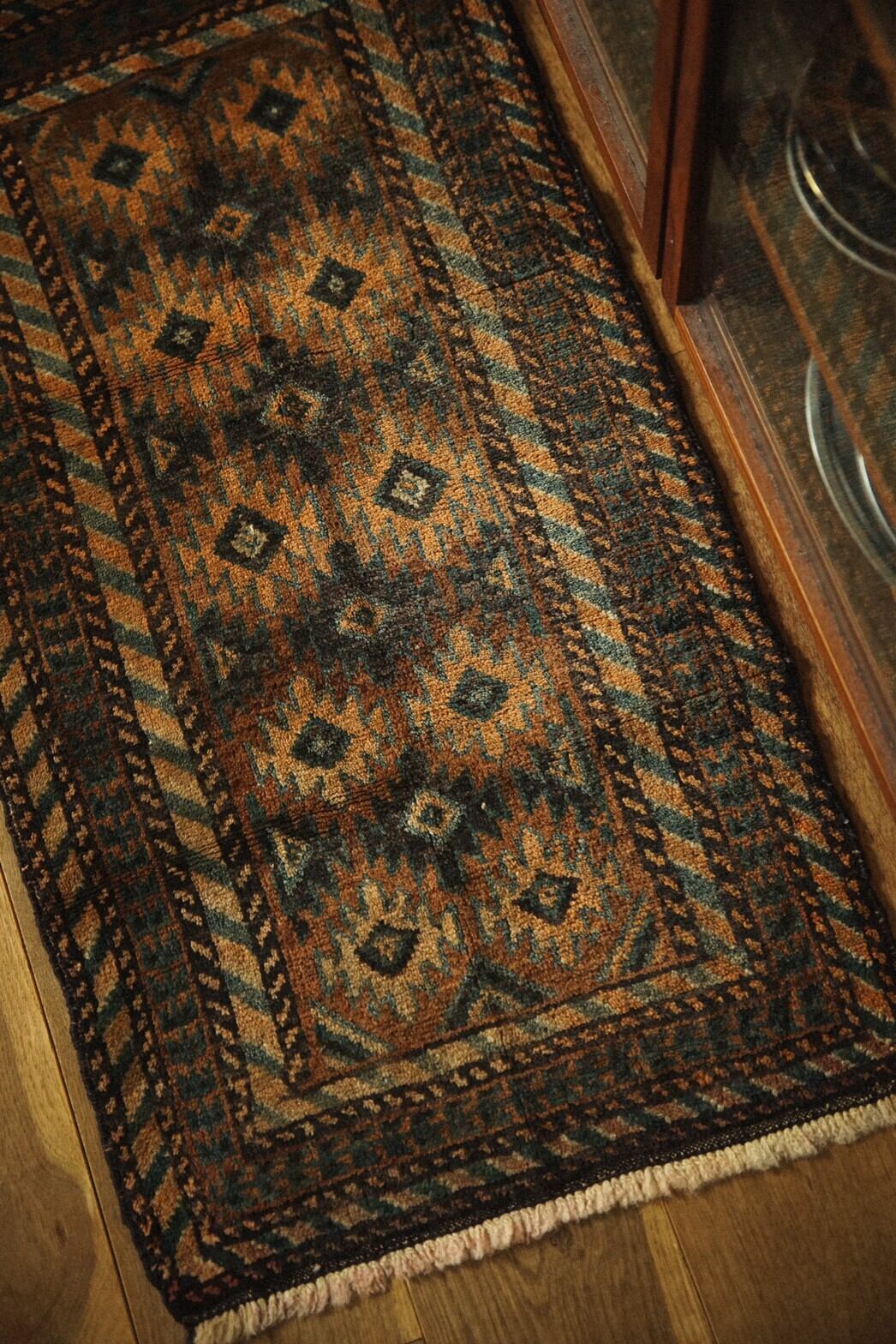 632-Semi Antique Sistan Baluch rug | 手織りのヴィンテージラグ専門