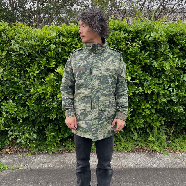 美品 韓国軍 ゴアテックス相当 新型 波迷彩 ゴアテックスジャケット 