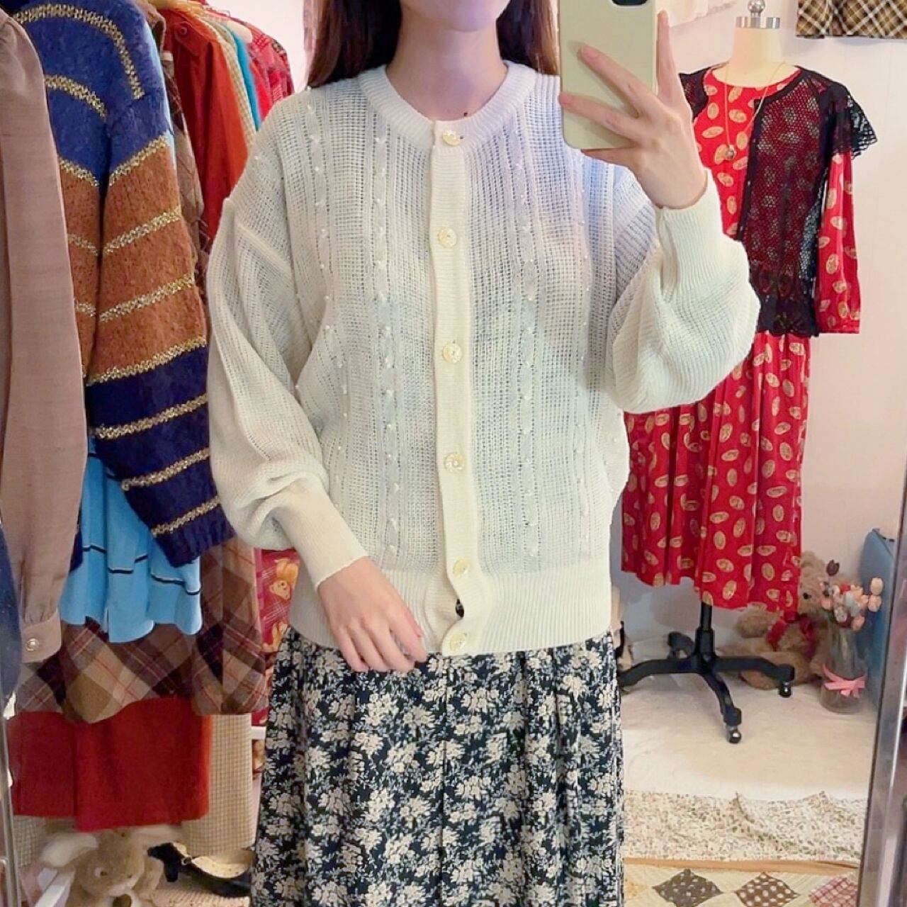 mini pearl beads white knit cardigan