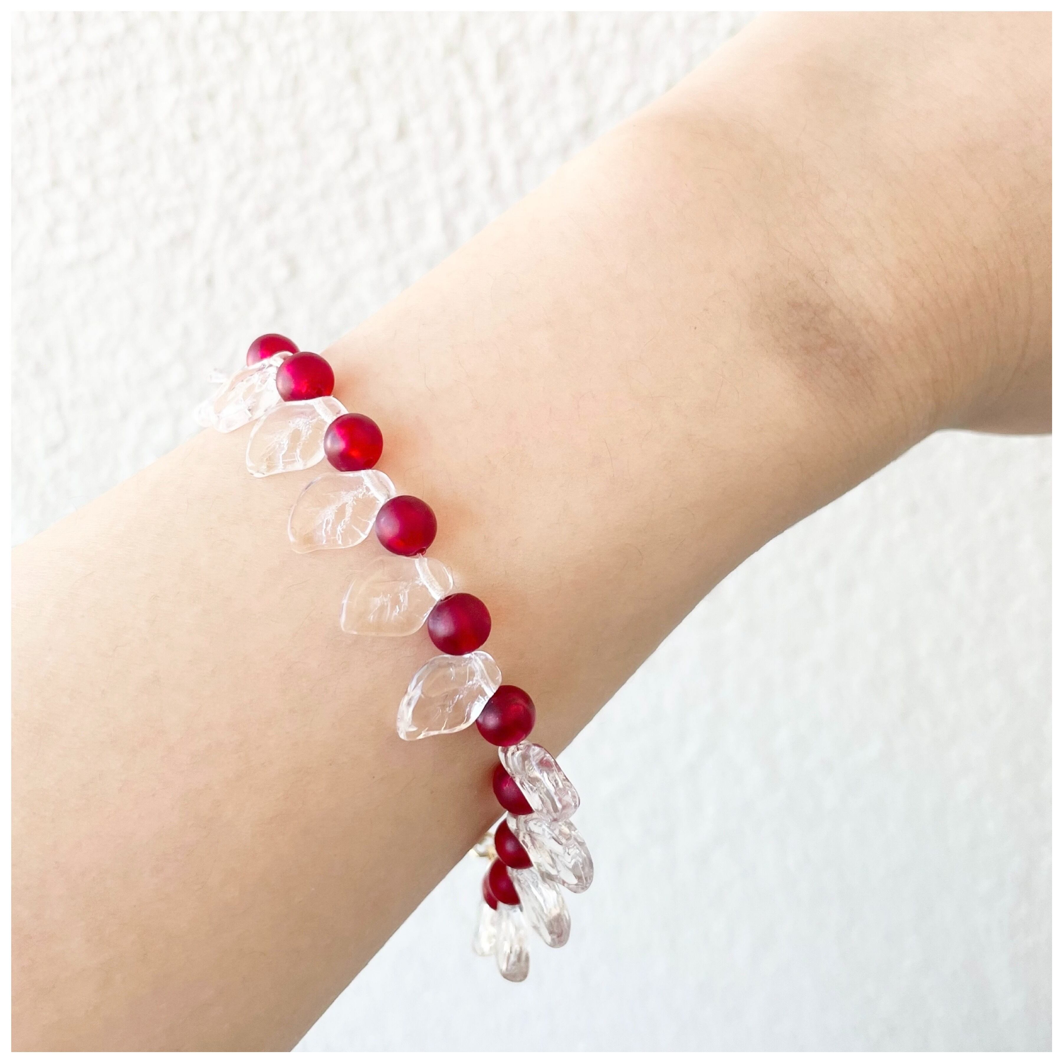 フランス買付 ヴィンテージ ブレスレット 赤玉 リーフパーツ バイ