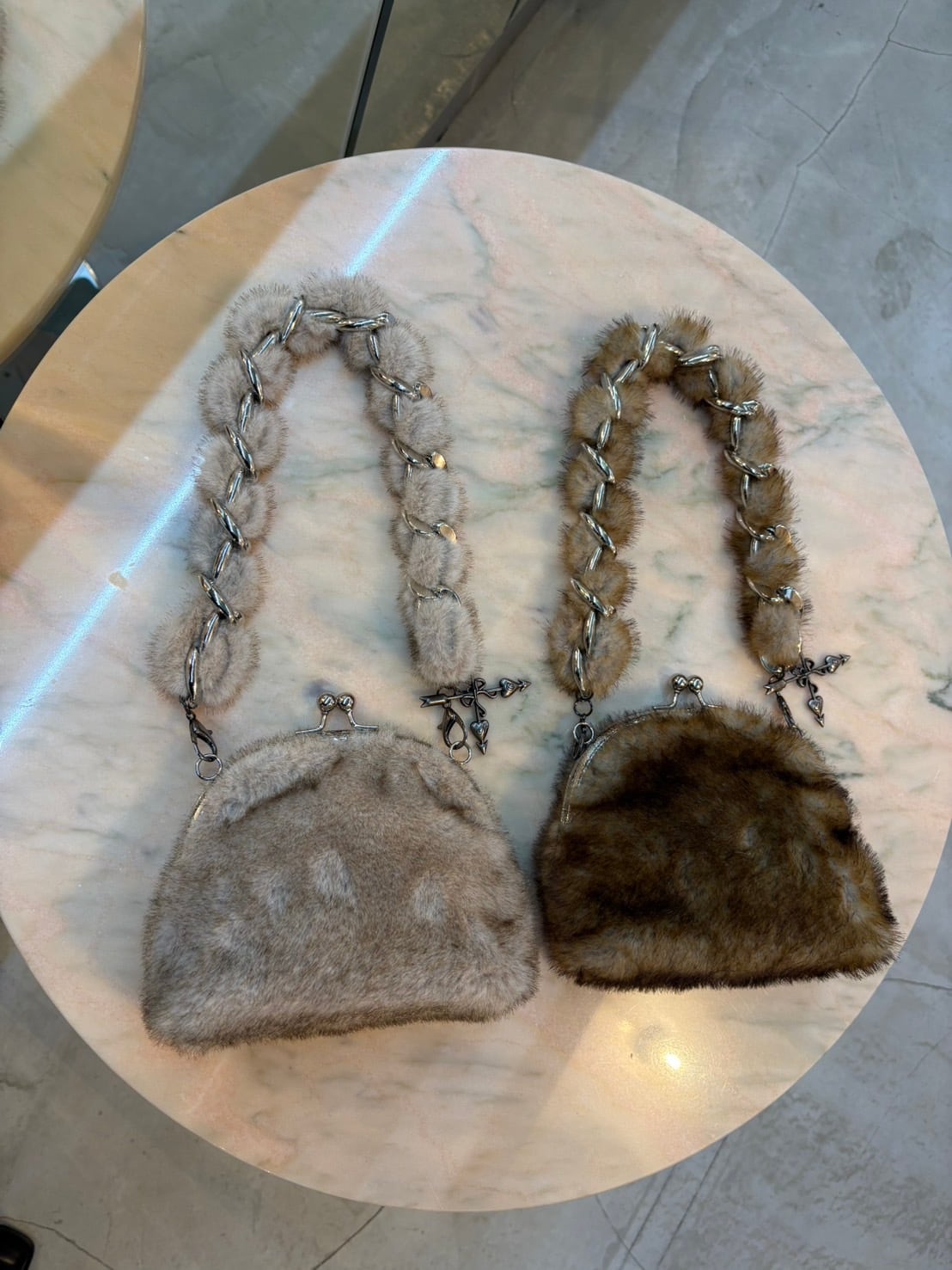 NO DRESS mini fur handbag with chain frame