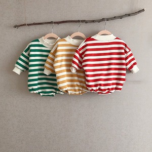 【BABY】カラフルボーダー長袖ロンパース　全3色