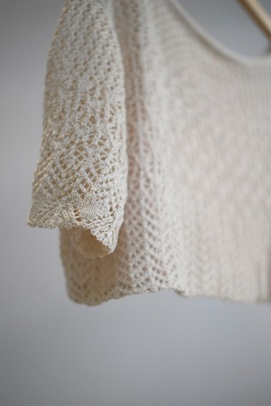 Sheer Pattern Crochet Short Knit / BEIGE