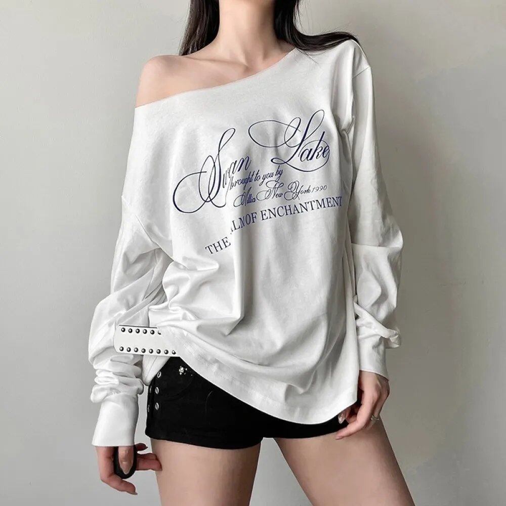 SylCue レタープリントTシャツ レディース 2025 最新トレンド ストラップレス アシンメトリー 長袖 個性的 ルーズ 多用途 カジュアル おしゃれ