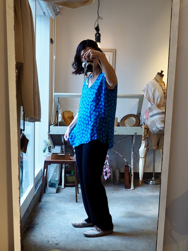 ∼1990's FRANCE HANAE MORI PARIS 100%silk no sleeve