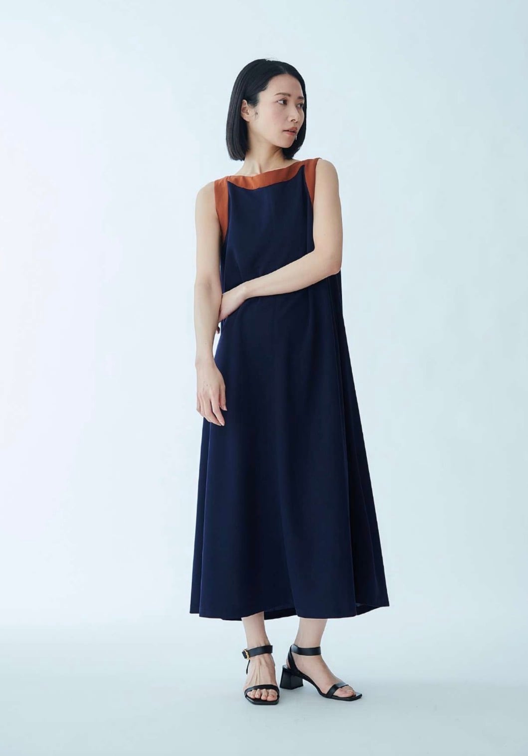 バイカラーノースリーブワンピース B 82313 brahmin | BlueOnion